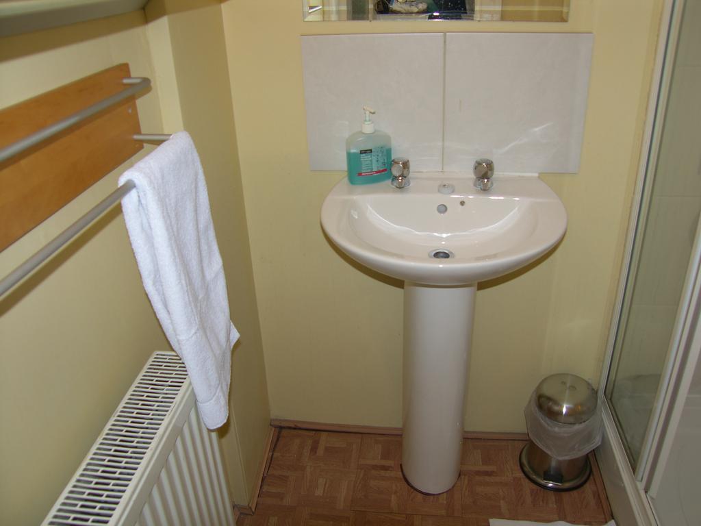 Regis Guest House EDI Szoba fotó
