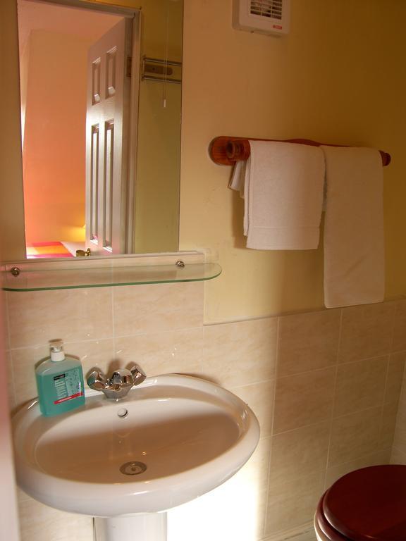 Regis Guest House EDI Szoba fotó