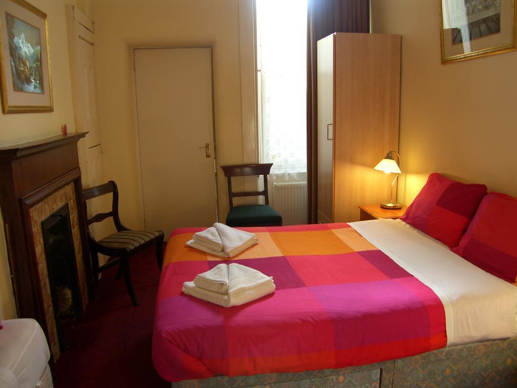 Regis Guest House EDI Szoba fotó