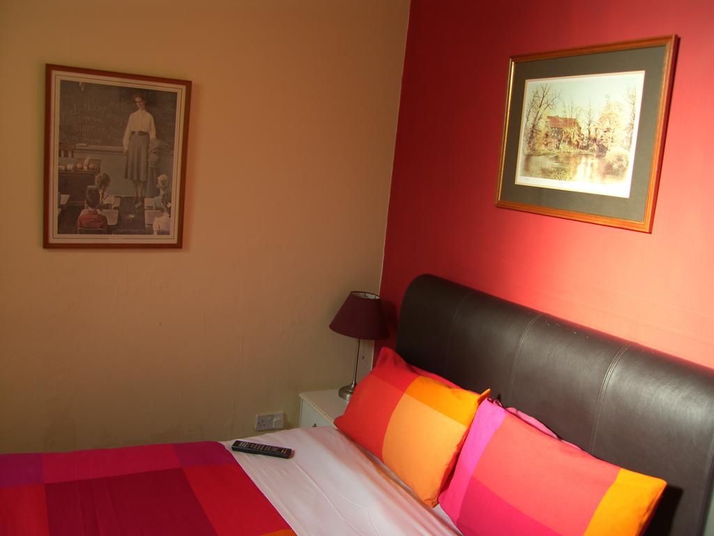 Regis Guest House EDI Szoba fotó