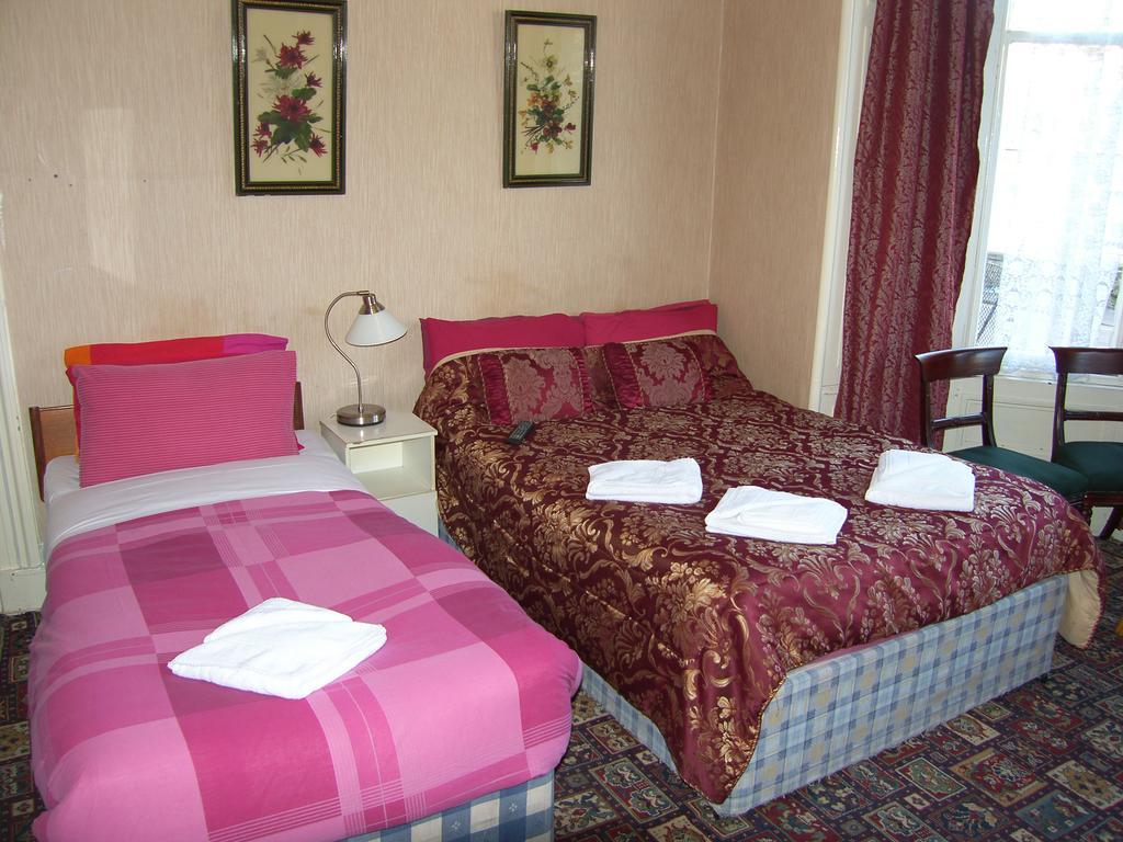 Regis Guest House EDI Szoba fotó