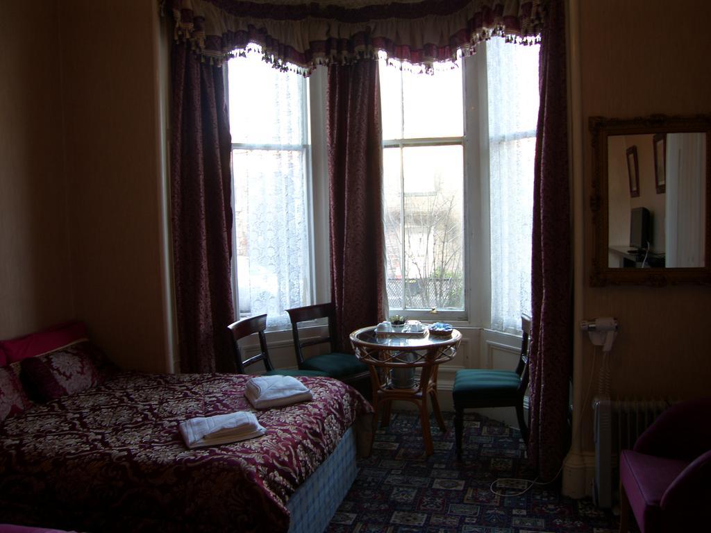 Regis Guest House EDI Szoba fotó